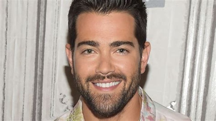 The Real Reason Jesse Metcalfe Left Chesapeake Shores
