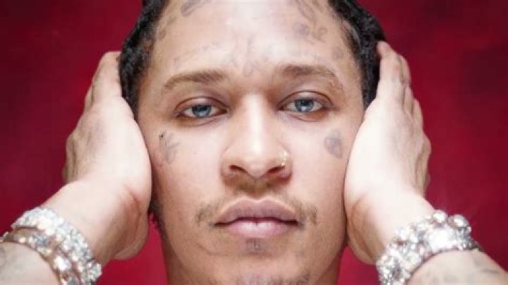 Thug Rapper who lynched white child in music video gets knocked out