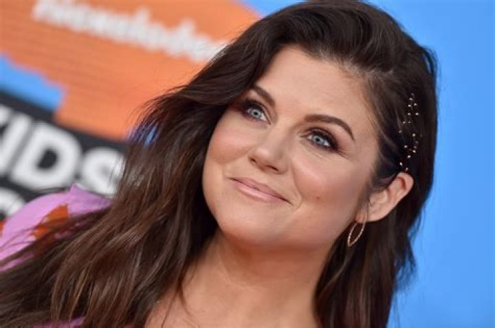TiffaniAmber Thiessen Net Worth February 2024, Salary, Age, Siblings