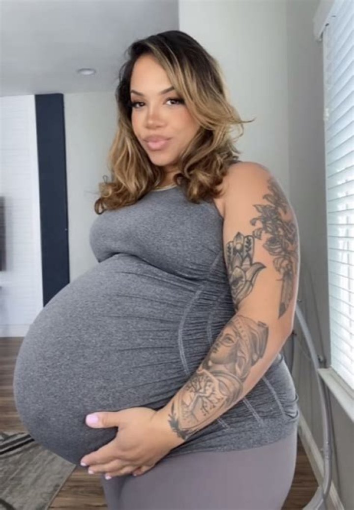 TikTok Video of Heavily Pregnant Woman With Big Baby Bump Dancing In Room Goes Viral: 