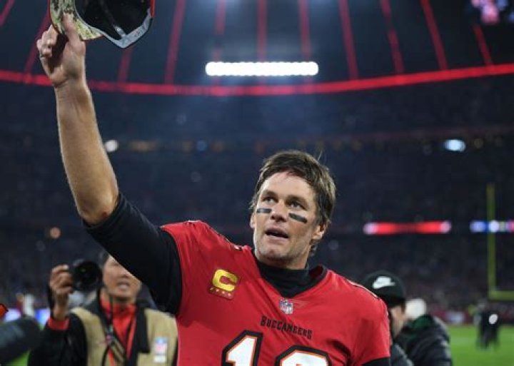 “Tom Brady Has Won the Powerball Lottery”: After Confessing Her Love for Single
TB12, Model Stuns Ig With Her New Bombshell Post