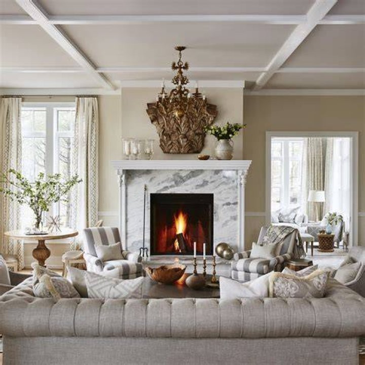 traditional decor
