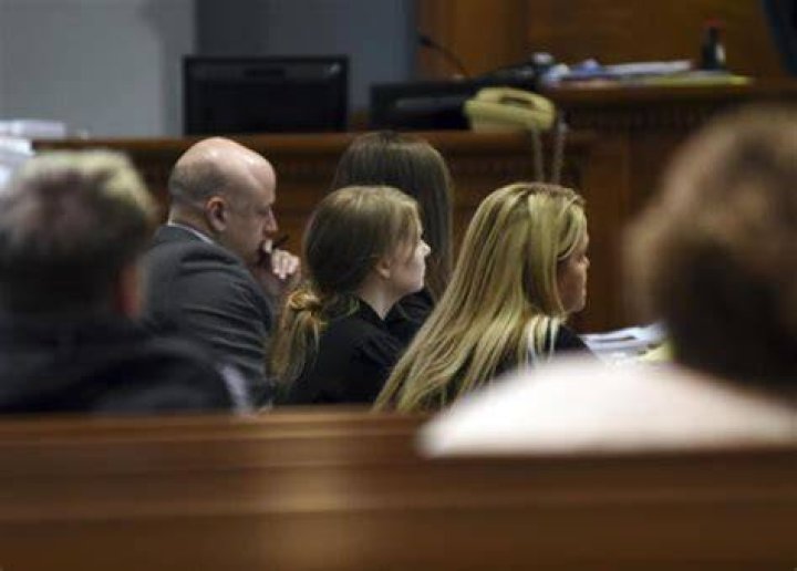 Trial underway for wife in death of Missouri snake breeder