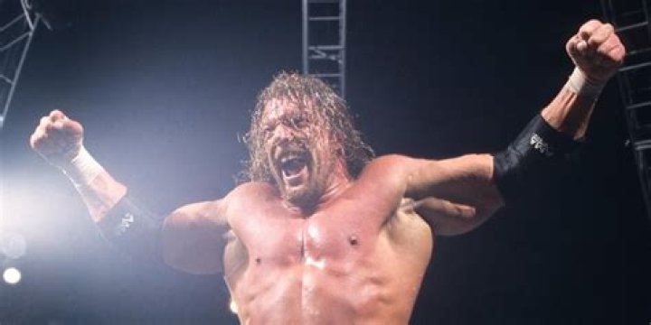 Triple H Royal Rumble 2002