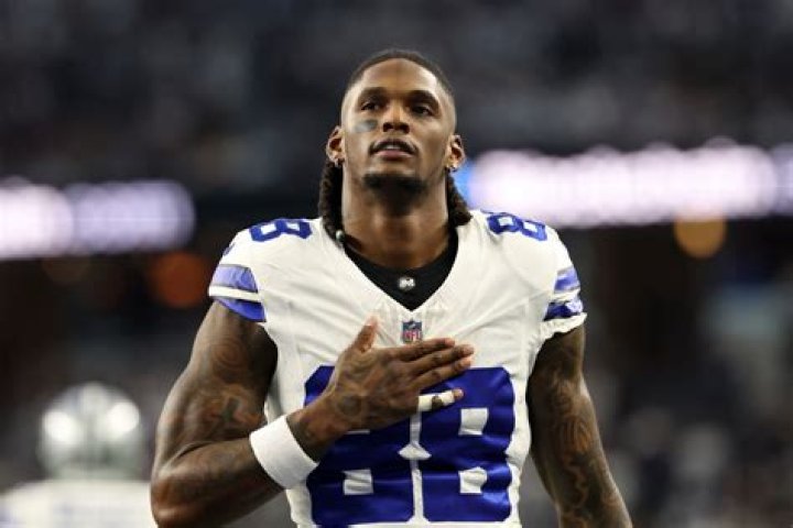 Try arguing this CeeDee Lamb's touchdown isn't the catch of the year