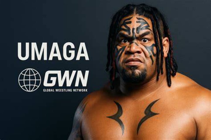Umaga posing in the ring