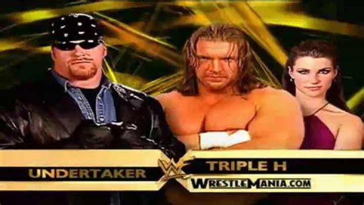 Undertaker v Triple H WrestleMania 28 Cropped