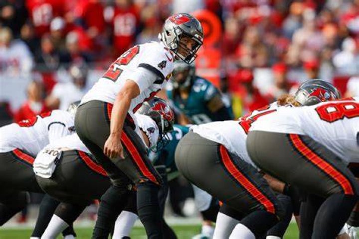 Underwear Jokes Go Too Far As Tom Brady Gets an Outrageous Demand From Fan, And
the GOAT Accepts!