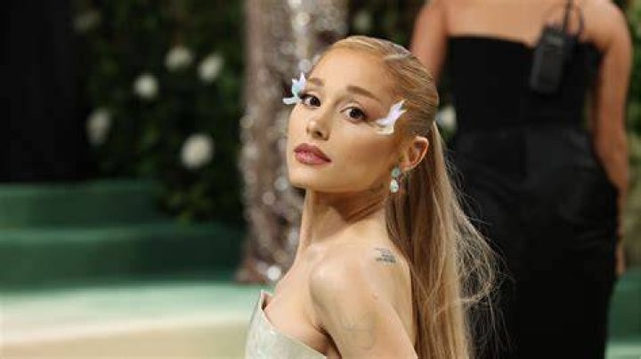 Unveiling The Allure Of Sexy Ariana Grande