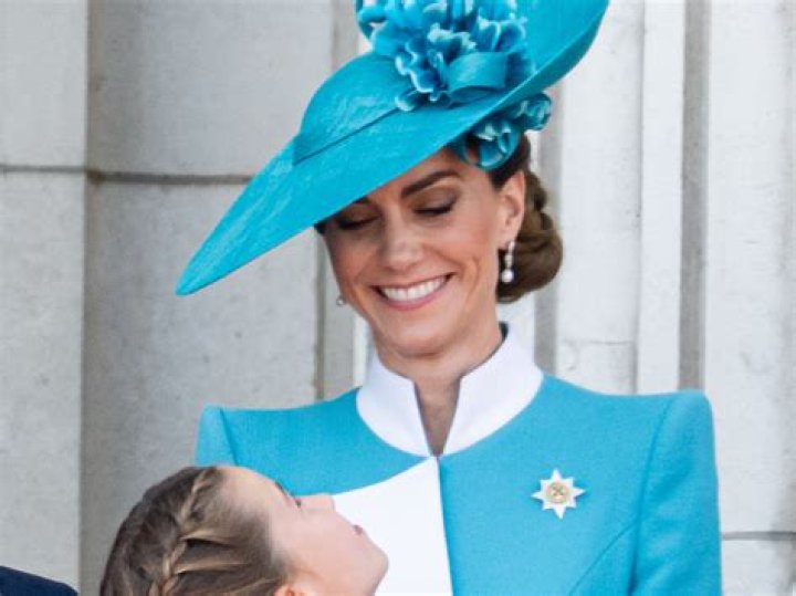 Unveiling The Royal Charm Of Princess Diana's Aquamarine Ring