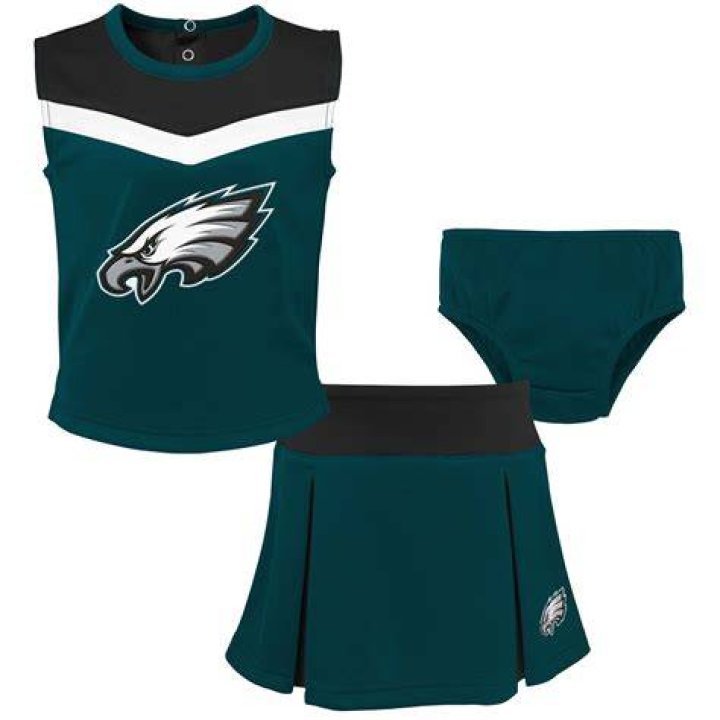 Vera Wang Designs Philadelphia Eagles Cheerleader Uniforms