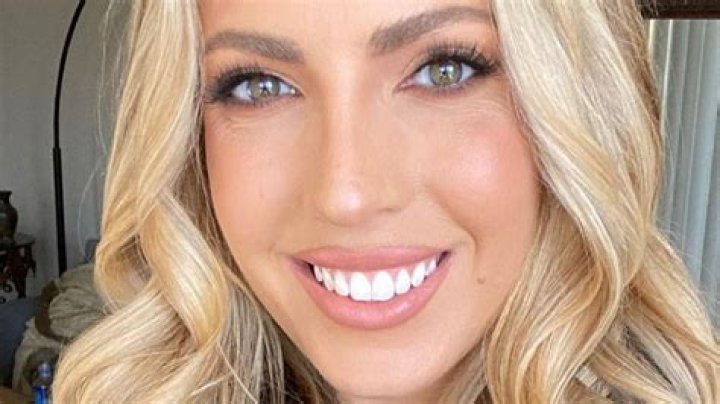 Victoria Larson Responds To Critics Of Her New Bachelor In Paradise Look