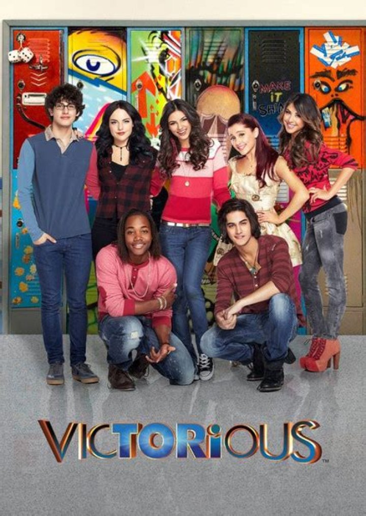 Victorious (Made by Cartoon Characters)