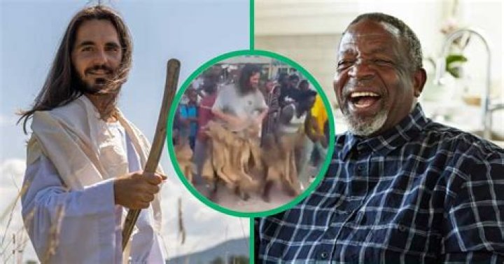 video of a vibey white man performing a traditional African dance has gone viral video of a vibey white man performing a traditional African dance has gone viral