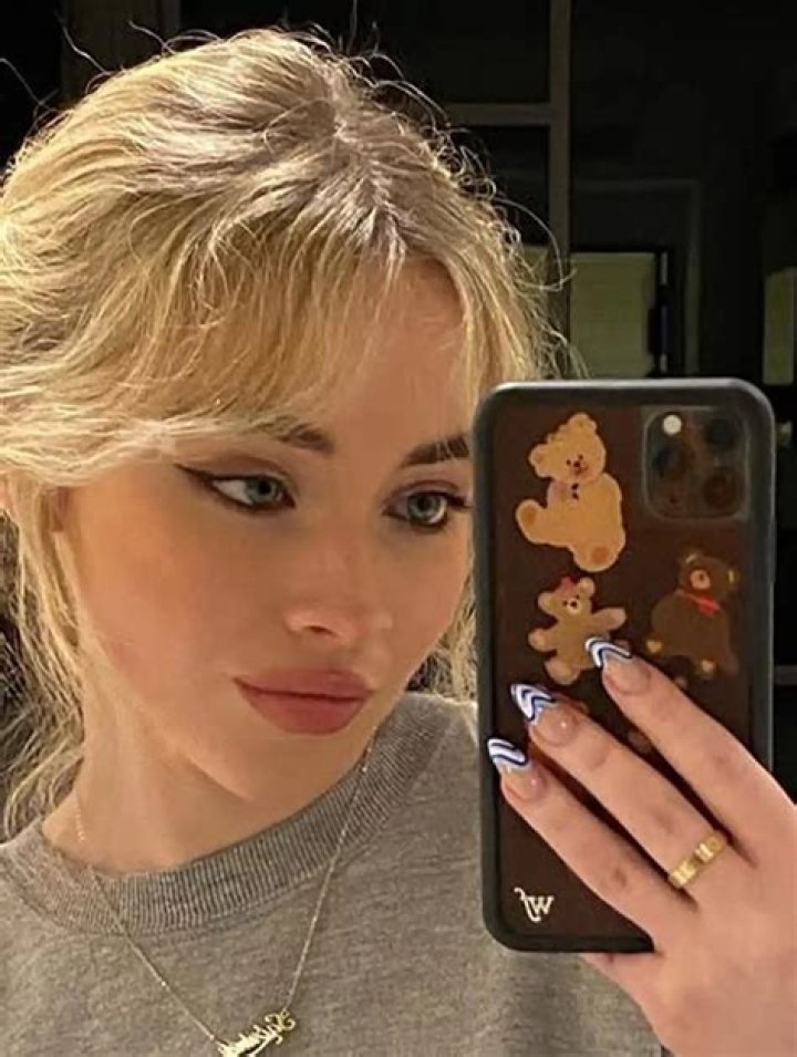 VIDEO Sabrina Carpenter Nails Her Cover of Ed Sheeran&rsquo;s &lsquo;Shape Of You