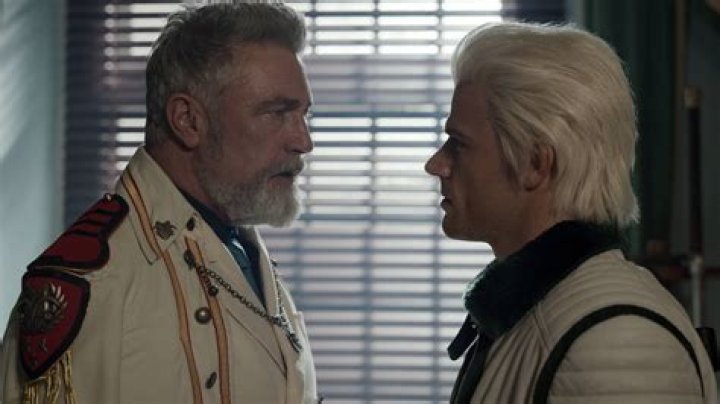 Vincent Regan as Vice Admiral Garp live action One Piece cast