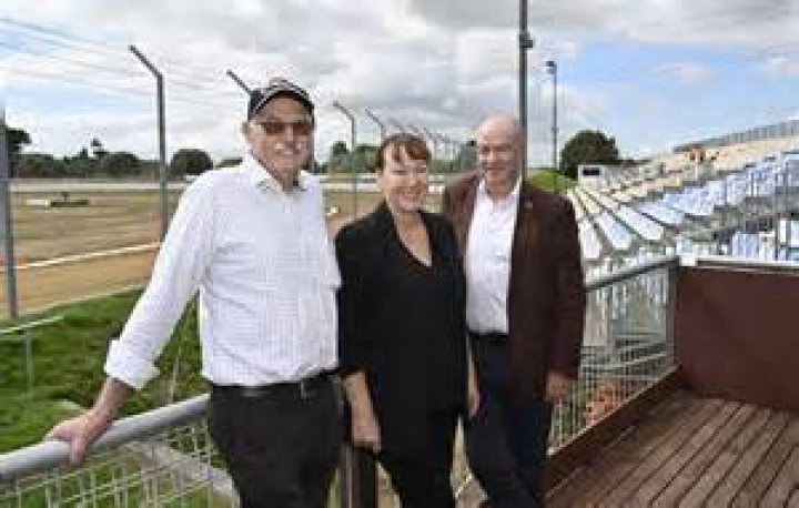 Waikaraka Speedway&rsquo;s promoter Bruce Robertson assured punters the Auckland shows were both still going ahead. Photo / Christopher Graham