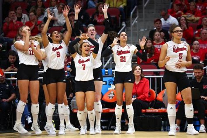 Watch: Murray Sisters’ Touching Reunion as Harper’s Nebraska Huskers Partially
Get Their Hands on Big10 Trophy