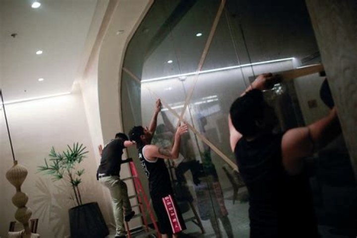 Watch Tourists left stranded at Cancun airport after Hurricane Beryl