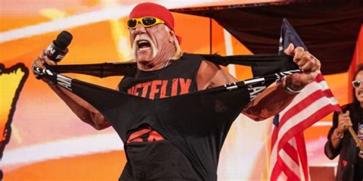 WATCH: WWE Legend Hulk Hogan Singing for a Japanese Commercial Wearing Only
Shorts in His Younger Days
