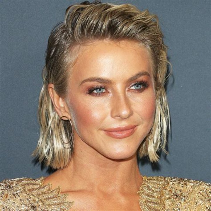 What Is Julianne Hough's Net Worth? A Comprehensive Analysis