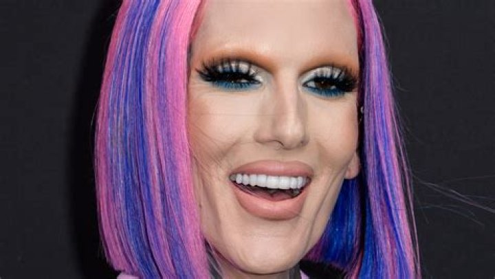 What Jeffree Star Really Looks Like Underneath All That Makeup