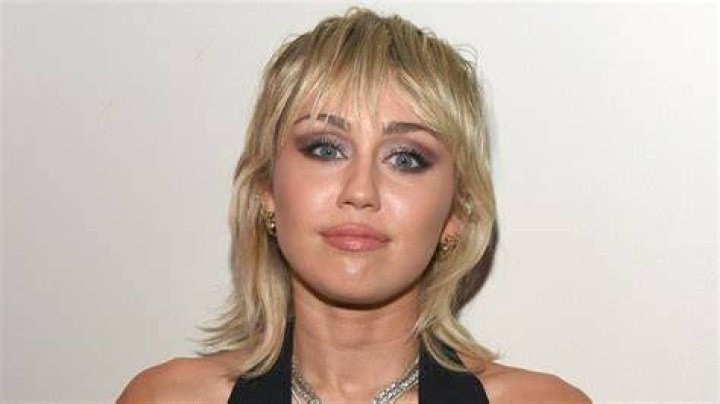 What Miley Cyrus Really Thinks Of A Hannah Montana Reboot