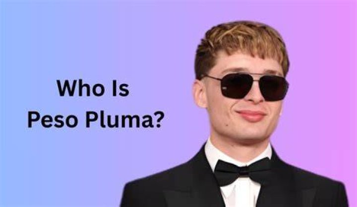 What narco does Peso Pluma sing about?