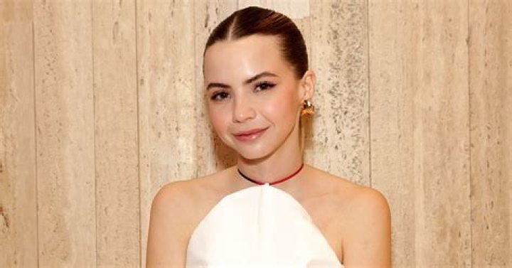 Who Is Bobbi Althoff? TikTok Star's Age, Podcast, Celeb Interviews J14