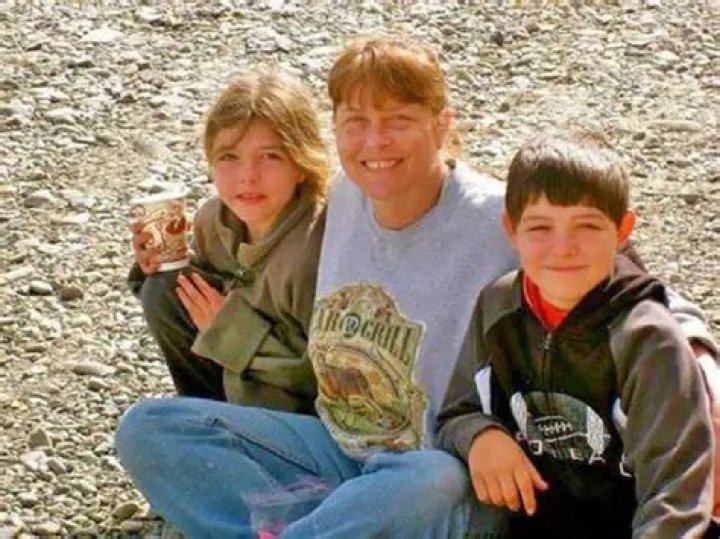 Who Is Drew Mcclurg, Sue Aikens Granddaughter?