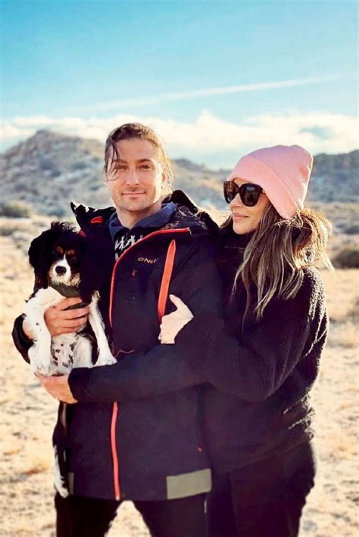 Who Is Jessica Lowndes Married To? Unraveling The Life Of The Canadian Actress And Singer