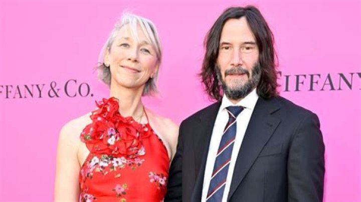 Who is Keanu Reeves' Girlfriend, Wife? Is He Married? Parade