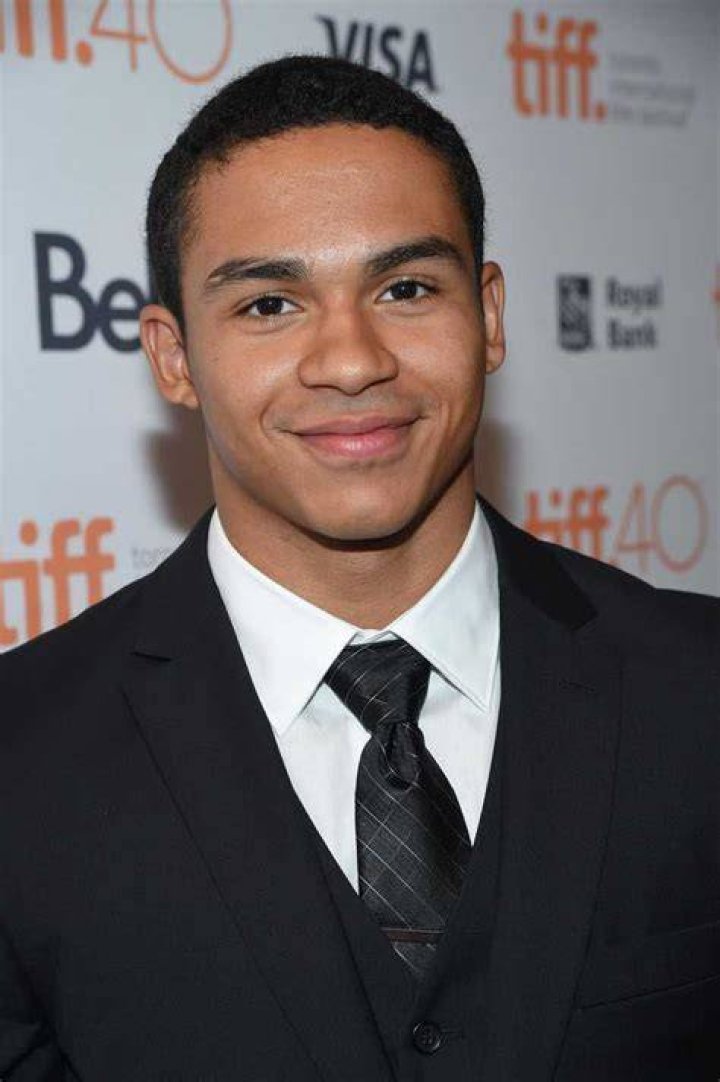 Who is Noah Gray-Cabey? Height, age, wife, movies, TV shows, profiles, net worth