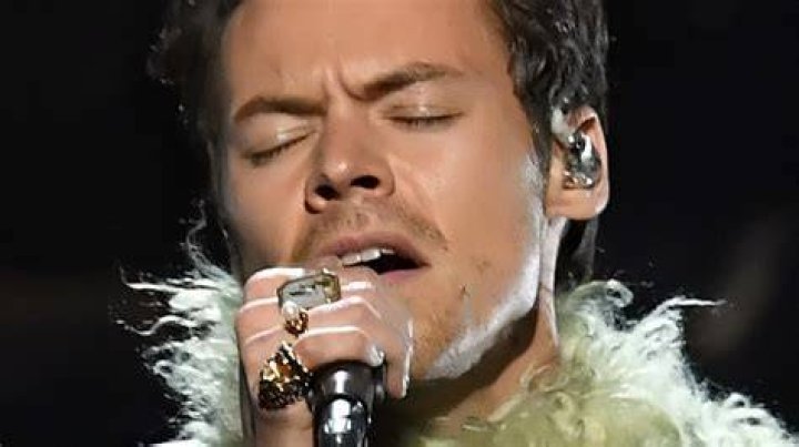 Why Grammy Viewers Are Going Crazy Over Taylor Swift, John Mayer, And Harry Styles