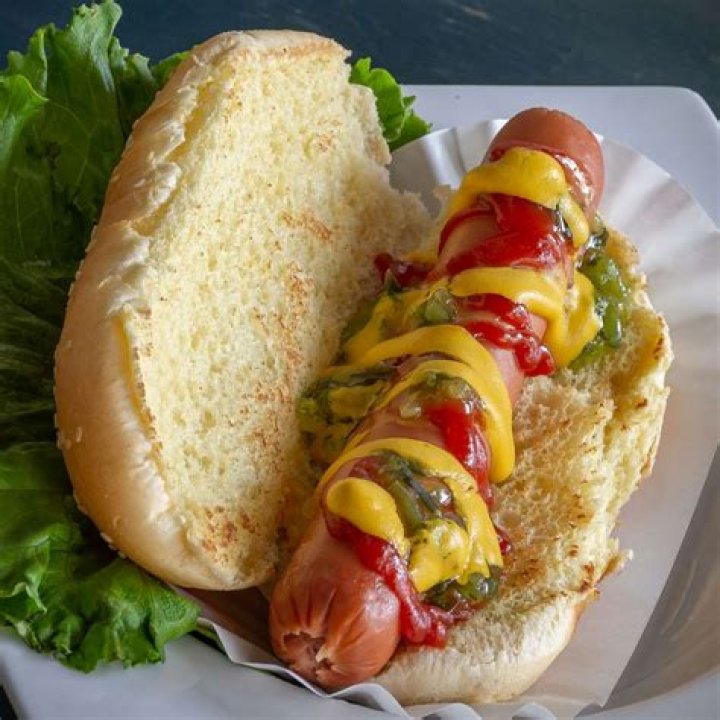 Wrigleyville Dogs hotdog stand on Chicago's North Side. Photo / Sam Hurley