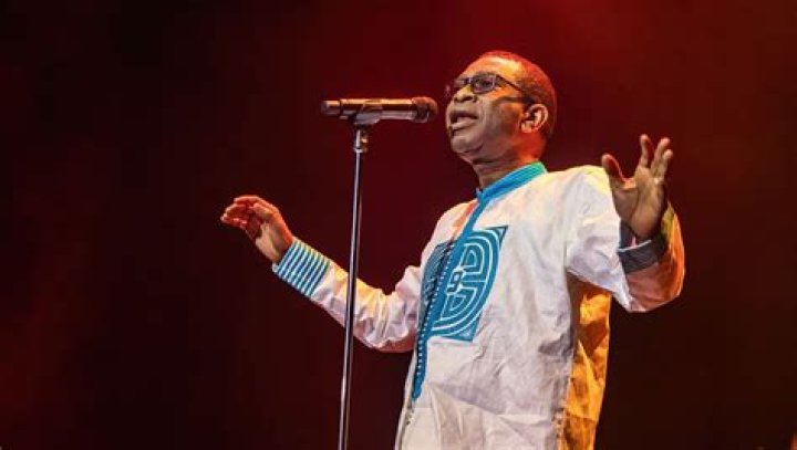 Youssou N'Dour Biographie, discographie et fiche artiste RFI Musique