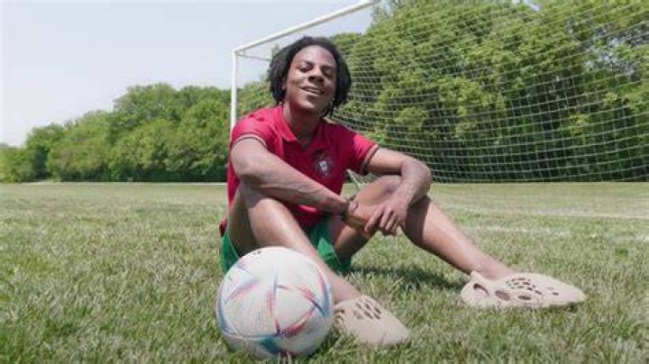 YouTube Streaming Sensation IShowSpeed Is in Saudi Arabia to Meet His Idol,
Cristiano Ronaldo