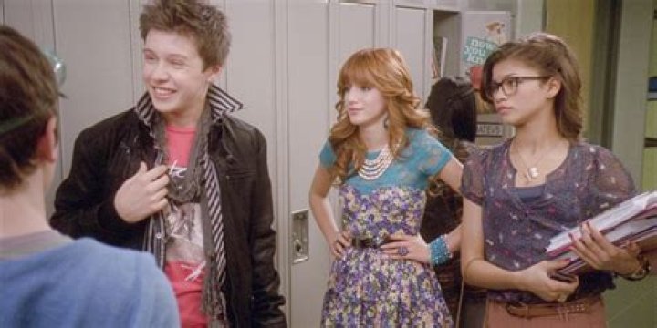 Zendaya, Bella Thorne, and Nick Robinson in Frenemies